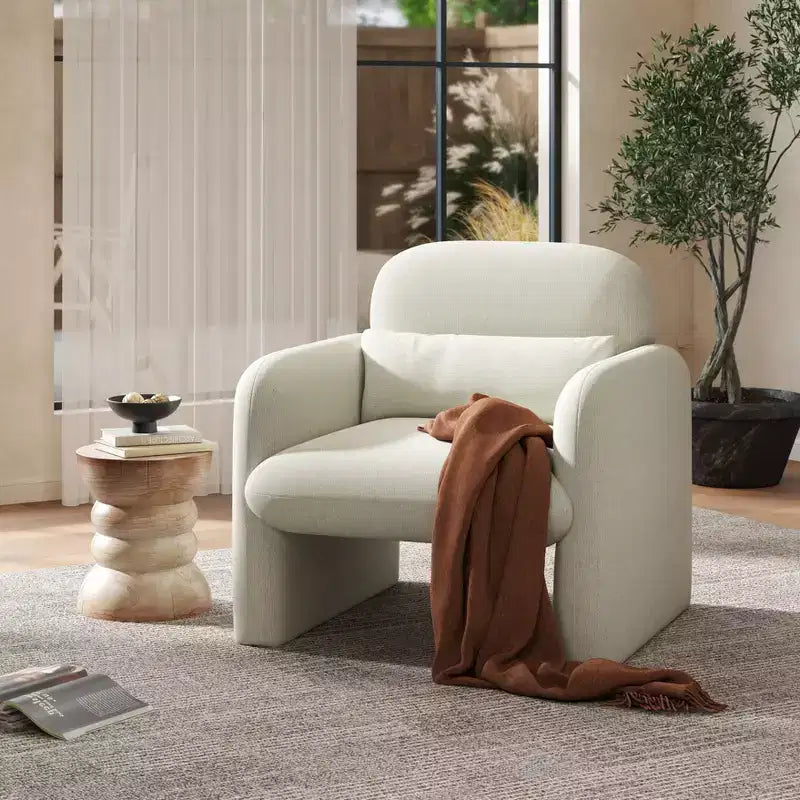 Fauteuil club capitonné moderne, blanc crème