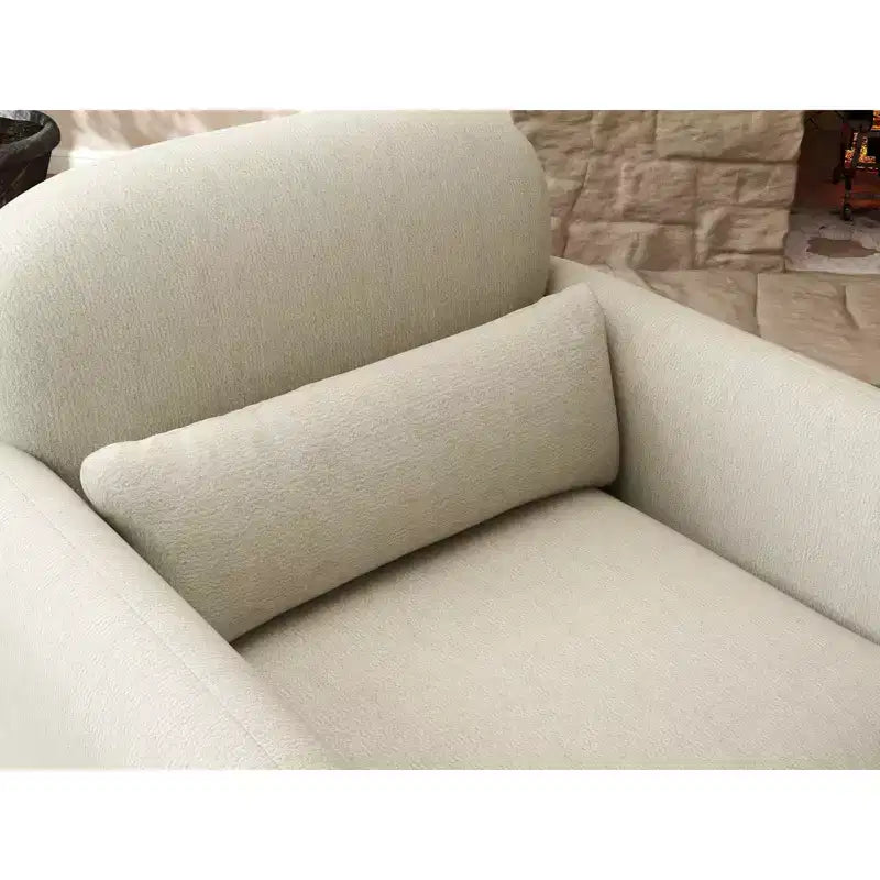 Fauteuil club capitonné moderne, blanc crème