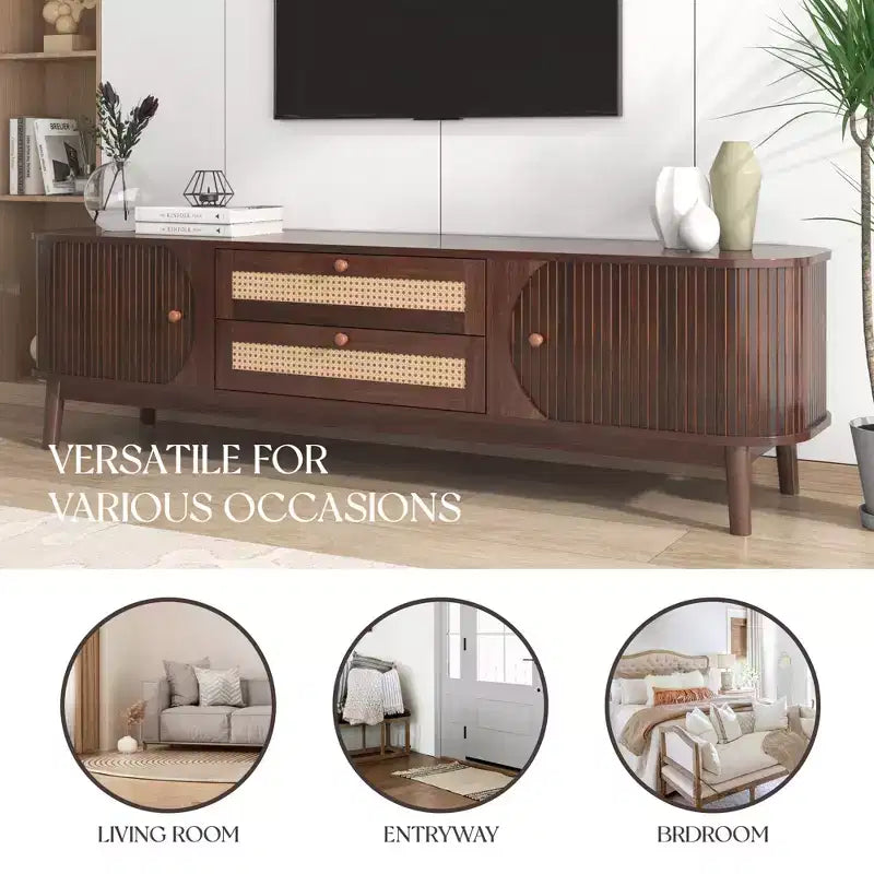 Meuble TV en rotin pour TV 75 pouces, meuble de rangement TV en bois avec 2 tiroirs et pieds en bois massif, bois naturel+marron