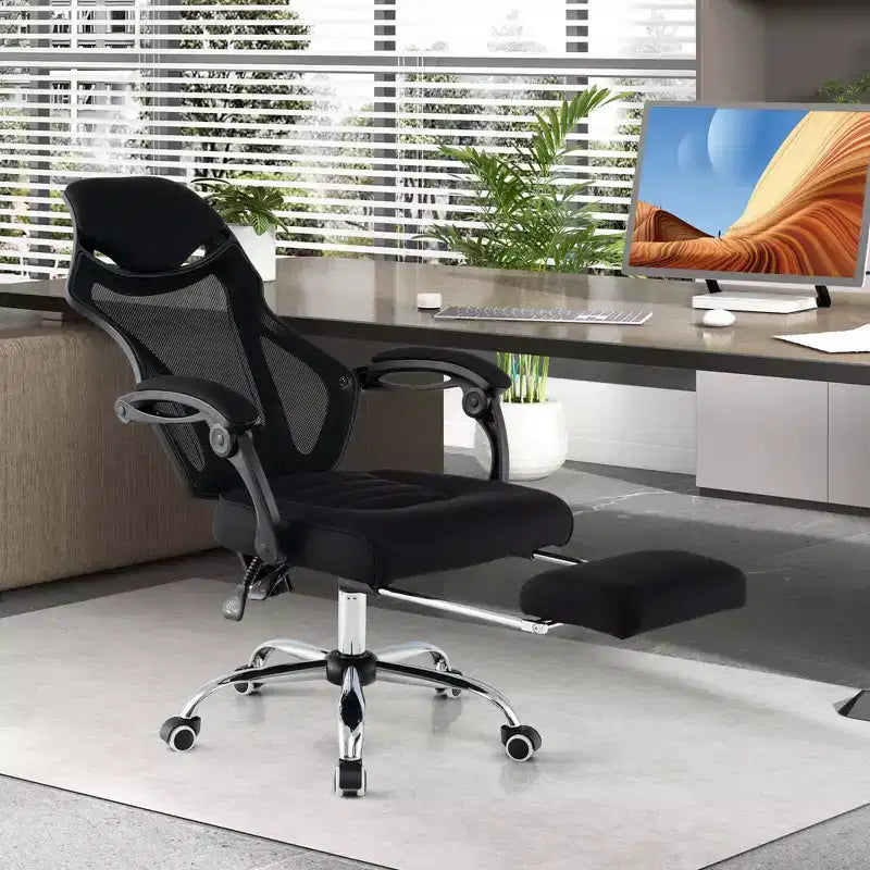 Fauteuil de bureau ergonomique en maille avec repose-pieds, hauteur réglable et dossier inclinable